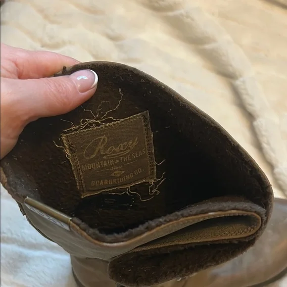 Brown Roxy Boots - Picture 5 of 10